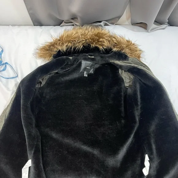 Jacket - Picture 4 of 12